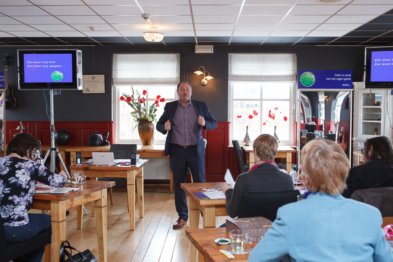 Duidelijke voorbeelden en heldere presentatie Duidelijke voorbeelden en heldere presentatie